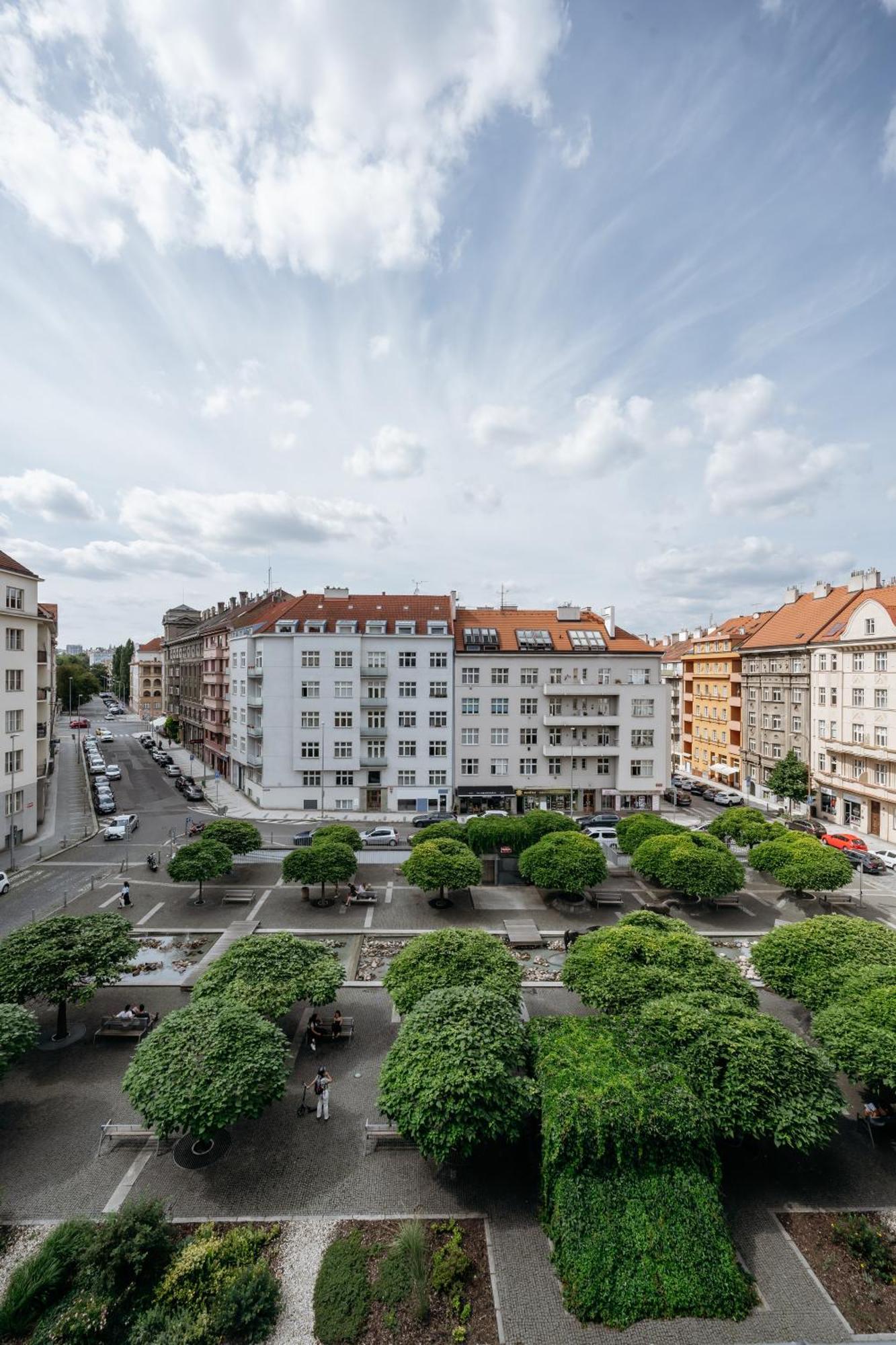 Days - 1bdr - Workspace - Near Castle Praha