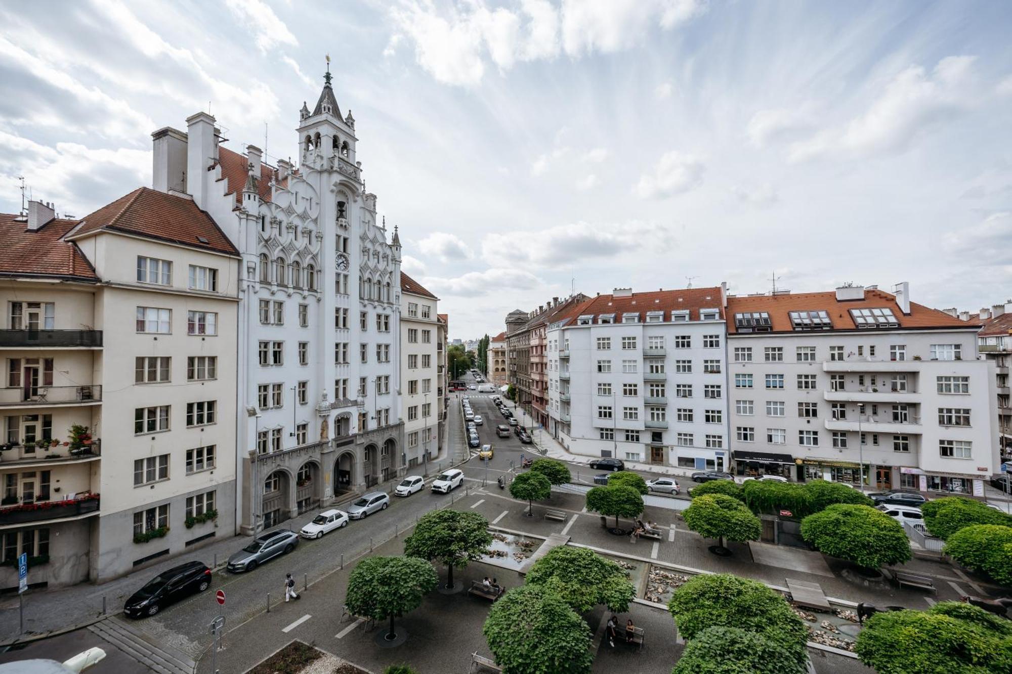 Apartment Days - 1bdr - Workspace - Near Castle
