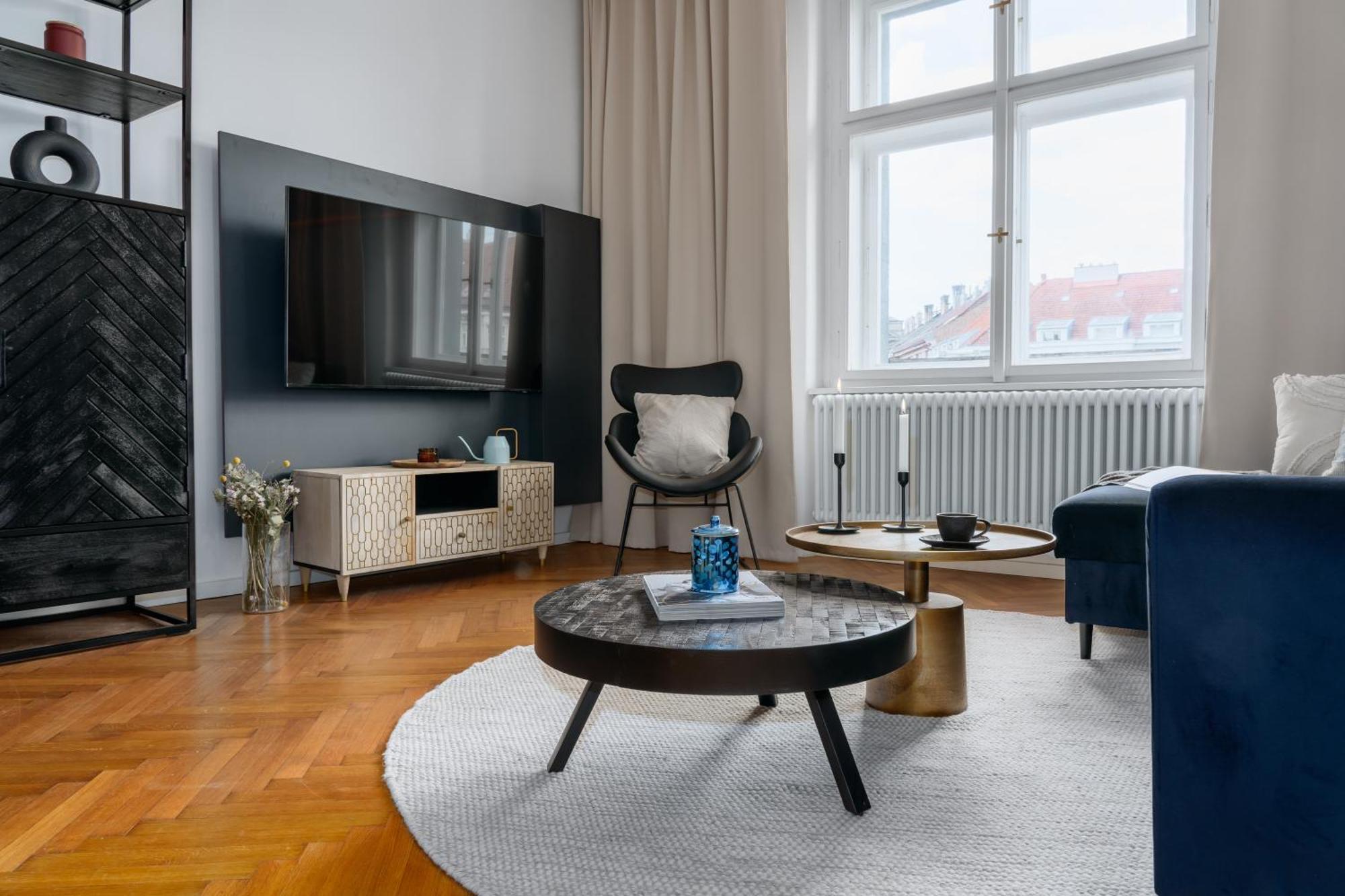 Apartment Days - 1bdr - Workspace - Near Castle